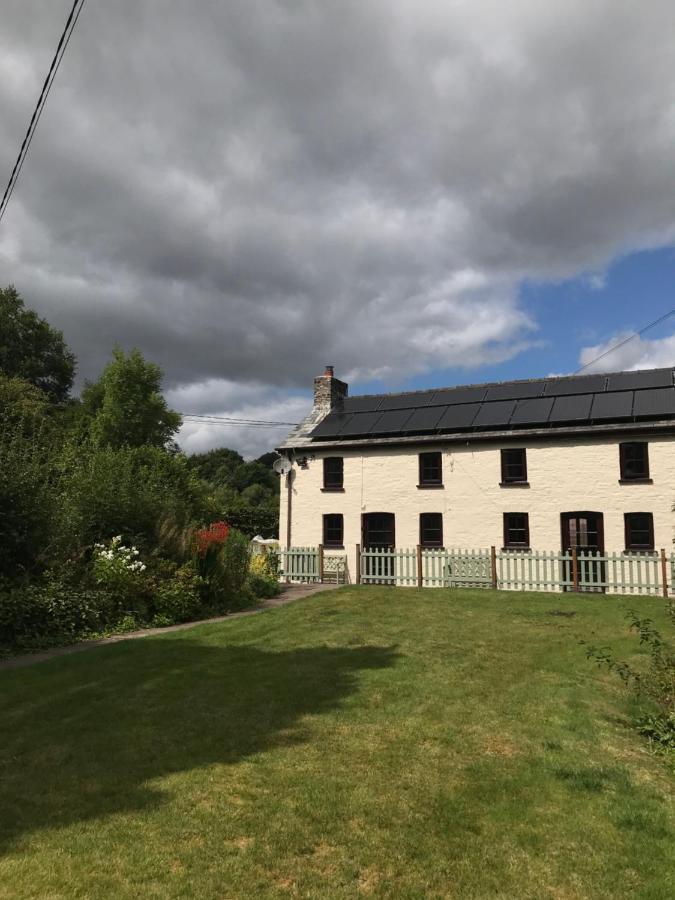 Cobblers Cottage In Brecon Beacons Exterior photo